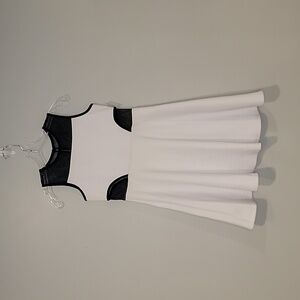 Nordstrom Kids Illusion Mesh Cutout Scuba Dress in White and Black Size 14